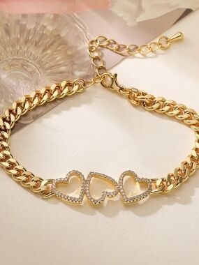 Gold Heart Link Bracelet - Women Jewelry